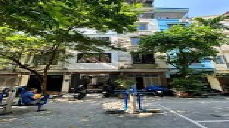 NHÌN NHÀ NÀY CÓ MÊ KHÔNG CƠ CHỨ
CHỦ CẦN BÁN GẤP, THÔNG PHONG - ĐỐNG ĐA: 36M, 4T, 5.95 TỶ