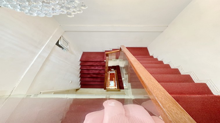Bán nhà kinh doanh Mặt phố Tam Khương, 26m2 5T 5.5M MT giá chào 10.8 tỷ kinh doanh sầm uất