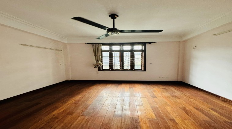 PHỐ THÁI HÀ - NHÀ DÂN TỰ XÂY - HAI THOÁNG TRƯỚC SAU  DT 56m2 5T Giá 16.5 tỷ