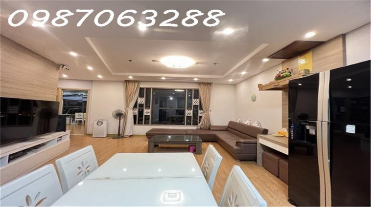 BÁN CHUNG CƯ 3 NGỦ 2 WC  NHỈNH 4 TỶ  CENLAND 137  NGUYỄN NGỌC VŨ- CẦU GIẤY 0987,063.288