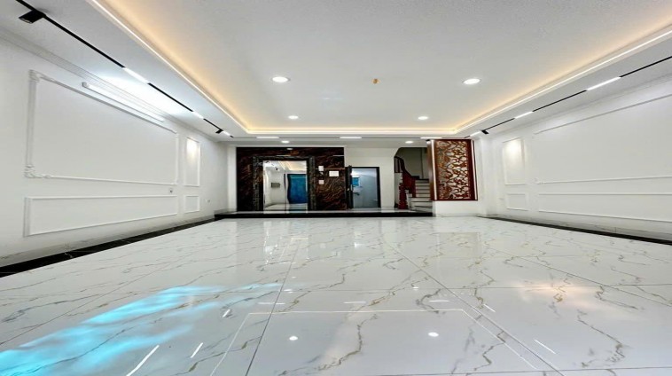 SIÊU HOT PHỐ NGUYỄN TRÃI 6 TẦNG THANG MÁY Ở SƯỚNG 9.9 TỶ.
