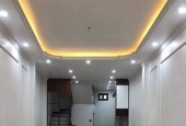 Bán nhà Đường Láng gần Cầu Giấy 42m2 4tầng mặt tiền 5.8m 5.85 tỷ Đống Đa