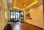 VIP!! Nhà Phân Lô Nguyễn Sơn, 7T Thang Máy, Full Nội Thất, Ôtô đỗ cổng 45m2, Nhỉnh 8 Tỷ.