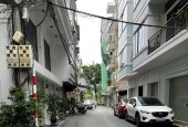 Bán nhà đất Lạc Long Quân, DT: 33m2; MT: 3,4m; ngõ thông, Nhỉnh 4 tỷ
