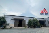 cho thuê kho chứa hàng, sản xuất gia công nhẹ. đường giao thông thuận lợi.