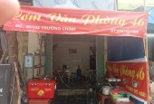 Sang nhượng quán cơm văn phòng đã đầy đủ đồ nghề để nấu cơm bún có lượng khách quen ổn định