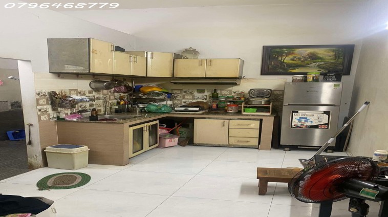 Cho thuê nguyên căn Trần  Xuân Soạn. Q7-  80m2- 2PN- nhà mới - giá 10tr/th