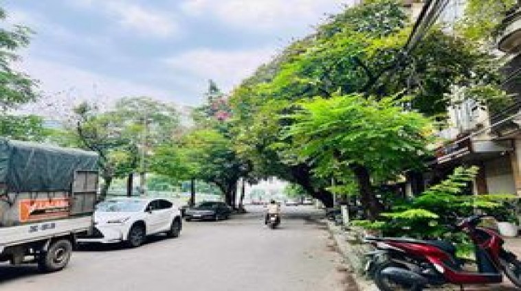 HÀNG HIẾM! KHU PHÂN LÔ QUÂN ĐỘI, NHÀ ĐẸP MÊ LY, KD, LÝ NAM ĐẾ, HOÀN KIẾM: 40M, 4T, 12 TỶ