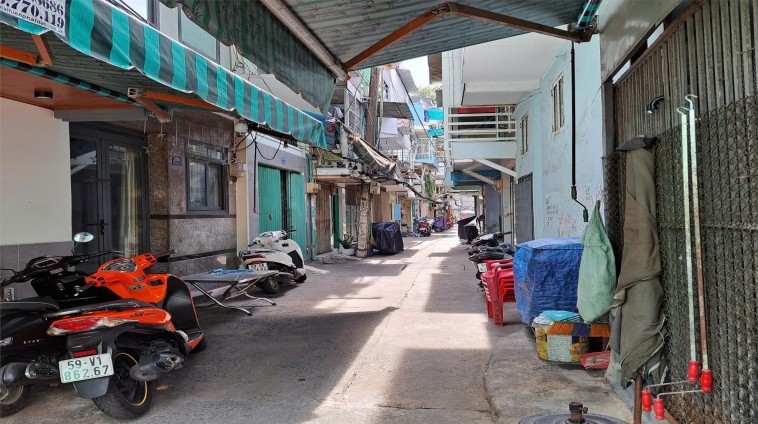 NHÀ ĐẸP QUẬN 10 - HOÀN CÔNG ĐỦ - DTSD 40M2 - HẺM BA GÁC - KHU DÂN TRÍ CAO NHỈNH 3 TỶ
