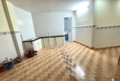 DIỆN TÍCH 76M2 CHỈ 4.65 TỶ, NHÀ 2 TẦNG NGANG 4.7 NỞ HẬU 8M DÀI 15M, NHÀ MỚI Ở NGAY, CÁCH PHẠM VĂN ĐỒNG 50M.