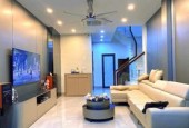 BÁN NHÀ ĐẸP LUNG LINH, PHỐ GIẢNG VÕ - ĐỐNG ĐA, KD, GẦN Ô TÔ: 45M, 7T, MT: 3.9M
