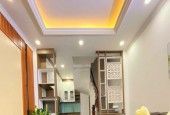 Bán Nhà đẹp, đường Hoàng Như Tiếp, Long Biên,  DT 32m2, 5 tầng giá 5.99 tỷ. 0902318197