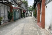 Hiếm, bán đất Giang Biên, ô tô tránh, lô góc, sát phố,vuôngA4, 60m,MT5m,5.8 tỷ