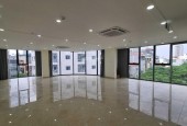 Văn Phòng cho thuê Full Kính 110m2 Phố Trung Hoà, Cầu Giấy - 23 Tr/Tháng. Ô TÔ đỗ cửa