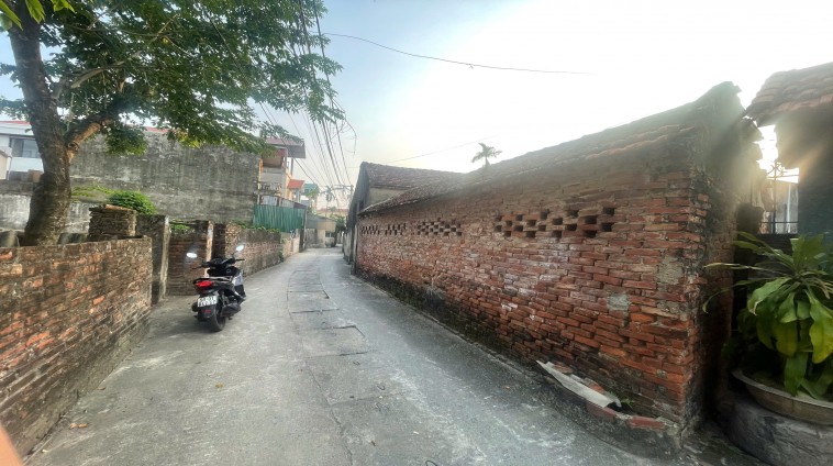 CẦN BÁN 50 m2 HÀNG F0 ĐẤT ĐỒNG MAI, GÍA 3.5 TỶ
