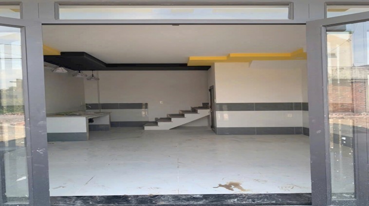 Bán nhà vị trí cực đẹp tại Đức Hòa Long An - 52m2 -  1 trêt 1 lầu - SHR - chỉ 695tr. Lh:0976999395