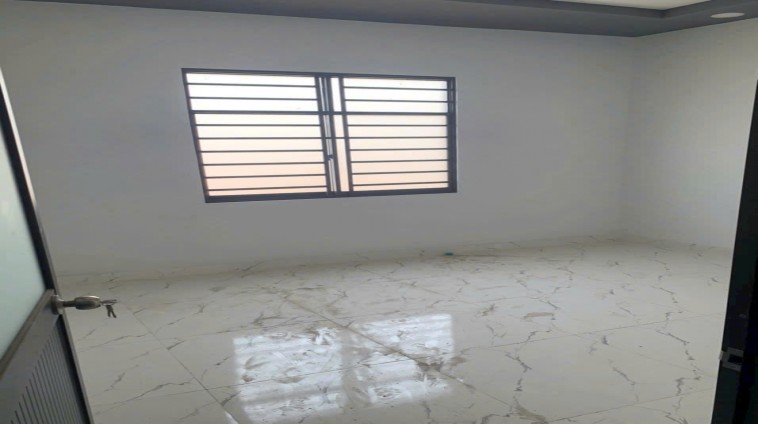 Bán nhà vị trí cực đẹp tại Đức Hòa Long An - 52m2 -  1 trêt 1 lầu - SHR - chỉ 695tr. Lh:0976999395