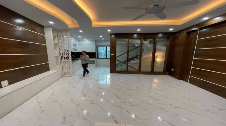 Siêu Phẩm Đức Diễn, Bắc Từ Liêm 43m2 6tầng thang máy MT3.5
