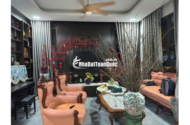Bán Biệt thự View sông siêu đẳng cấp 400m2, 5 tầng, hầm, 18Tỷ Hà Huy Giáp, Quận 12