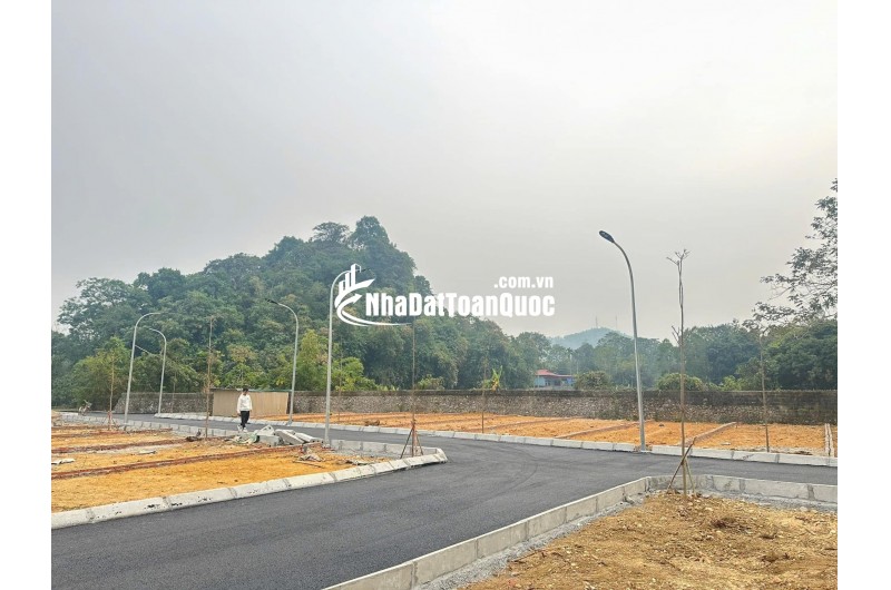 Nhanh tay sở hữu lô đất vị trí vàng tại Ba Hàng Đồi Lạc Thuỷ Hoà Bình