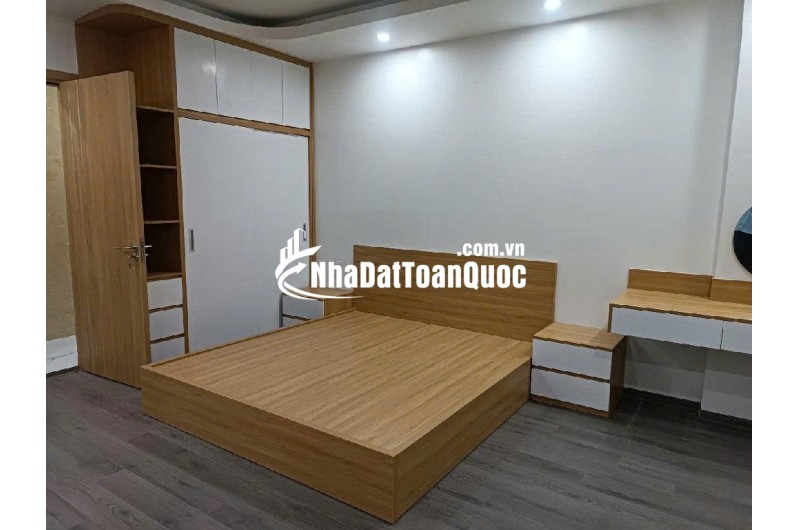 TỨ LIÊN 40m2 Mới xây Ngõ nông