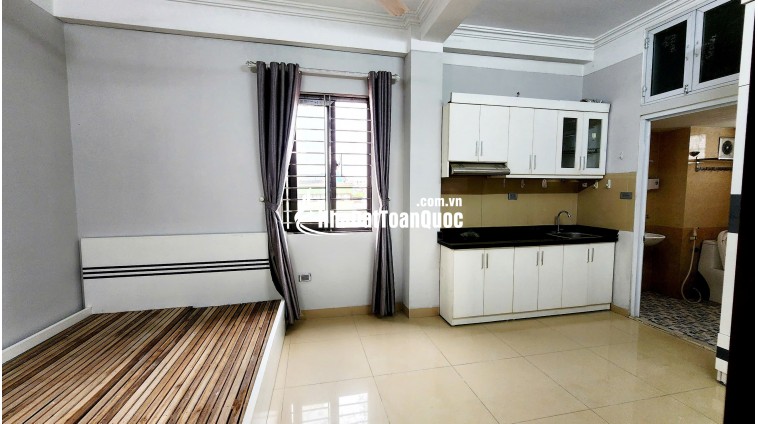 Cần cho thuê CCMN siêu sang phố Nguyễn Đình Hoàn Cầu Giấy, 22m2 chỉ 3.9tr/th Lh:0913506880