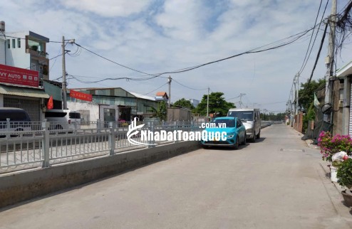 Bán Nhà mới NGON 121m2, 4 tầng, 7PN mặt tiền KD Thạnh Lộc gần Chợ Cầu Đồng