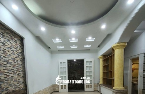 CHO THUÊ NHÀ THỊNH HÀO 1. DT 105M 4 TẦNG MT 4.3M, 25TR/TH. LH:0369993589