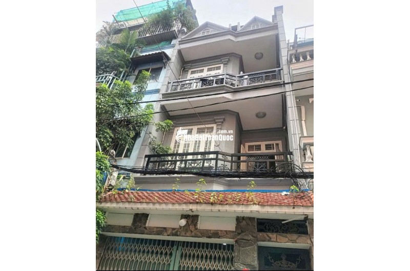 Bán nhà 1 trệt 3 lầu hẻm xe tải 124/ đường Cộng Hòa P4 Tân Bình