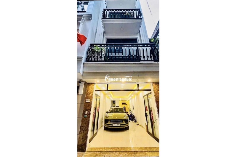 PHÂN LÔ CẦU GIẤY - OTO VÀO NHÀ - KINH DOANH - 50M RA PHỐ - 50M*7T - THANG MÁY - 17.9 TỶ