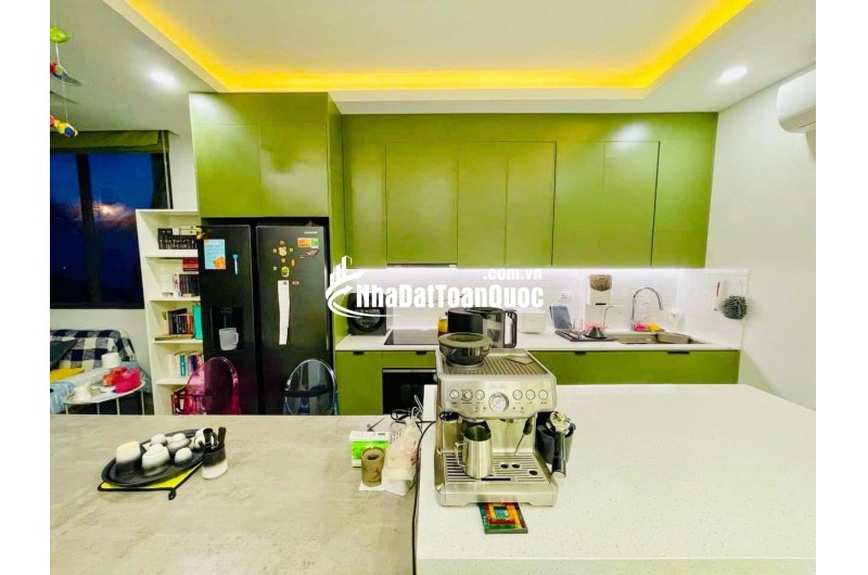 PHÂN LÔ CẦU GIẤY - OTO VÀO NHÀ - KINH DOANH - 50M RA PHỐ - 50M*7T - THANG MÁY - 17.9 TỶ