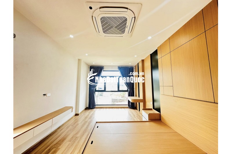 SIÊU ĐỈNH MẶT PHỐ HOÀNG VĂN THÁI - Ô TÔ TRÁNH - 8 TẦNG MỚI ĐÉT - THANG MÁY – KINH DOANH QUÁ ĐẸP