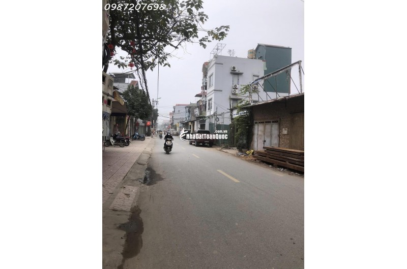BÁN NHÀ MẶT PHỐ KINH DOANH Ô TÔ TẢI TRÁNH VỈA HÈ ĐÁ BÓNG 47M2 x 3 TẦNG.