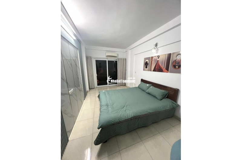 NHÀ ĐẸP PHÂN LÔ OTO CON ĐỖ RẤT GẦN - FULL NỘI THẤT - TIỆN ÍCH NGẬP TRÀN - AN SINH TỐT