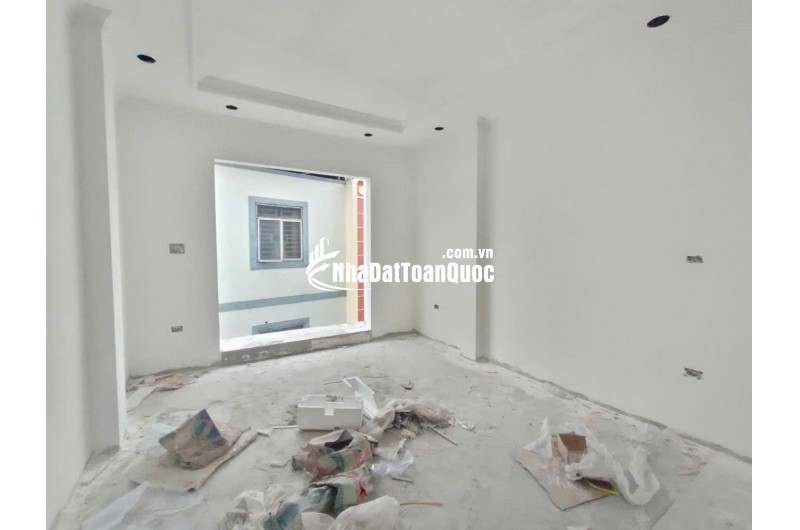 Bán nhà Ngõ Thông ÔTô Thang Máy 54m², 5T 5PN Ngọc Hồi 8.6 tỷ Sổ Đỏ