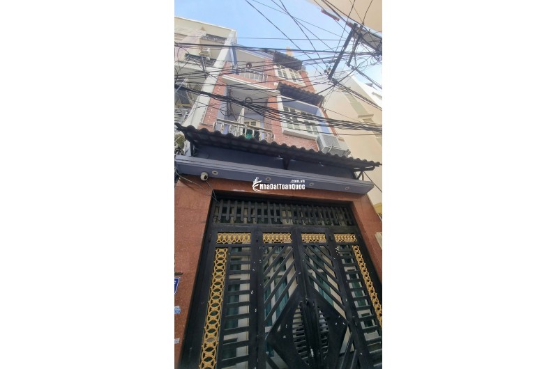 Bán nhà Phạm Văn Hai P3 Tân Bình, DT 36m2 nở hậu, 4 tầng 3PN chỉ 5.75 tỷ TL. Lh:0933250241, 0839815460.