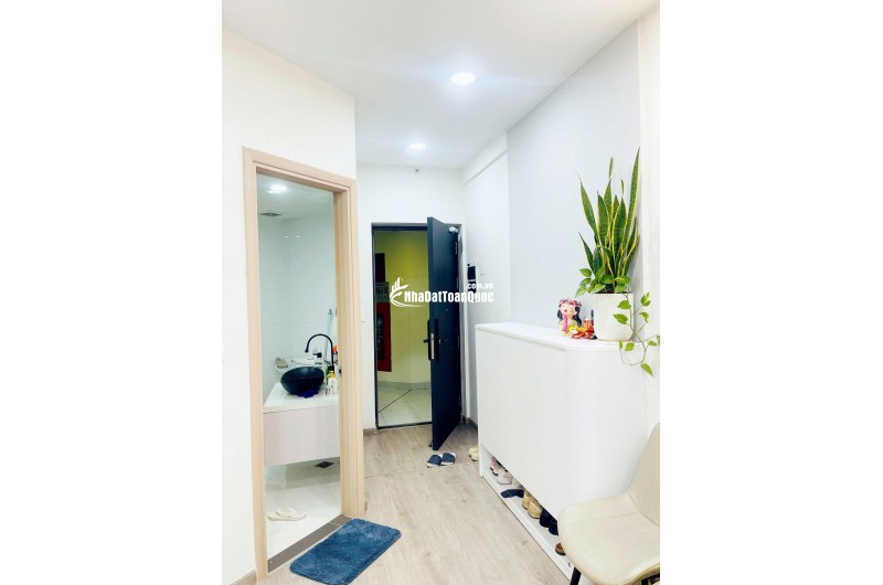 Cần bán nhanh! CC Greentown B1, View 2MT, 2PN, 68m2, Full NT