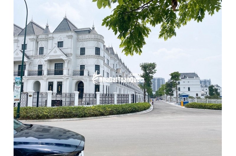 Biệt thự cao cấp nằm trong khu đô thị Pháp Vân - Tứ Hiệp, Hoàng Mai, Hà Nội