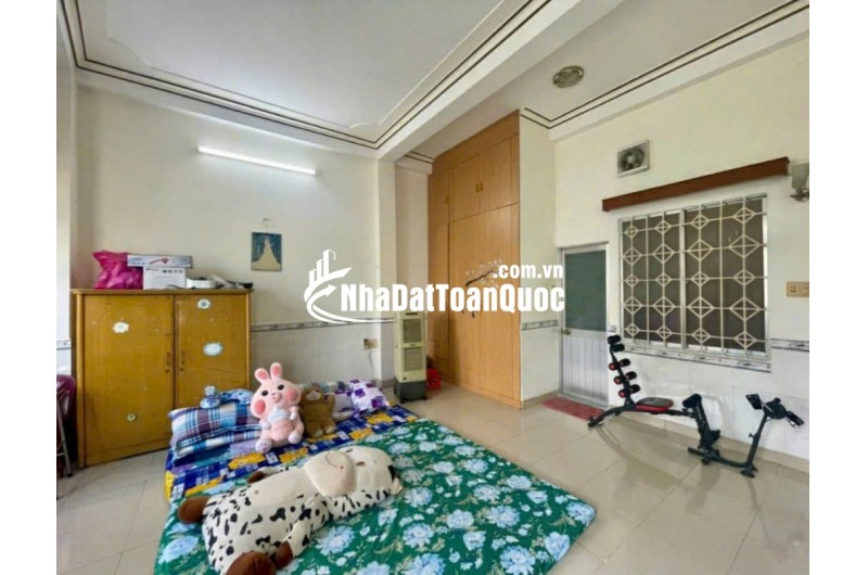 Cc BÁN GẤP-GIẢM còn 4,5 TỶ NHÀ PHỐ 3 TẦNG 349A NGÔ GIA TỰ-TRUNG TÂM TP. PRTC NINH THUẬN Ngang 5,5m nở hậu