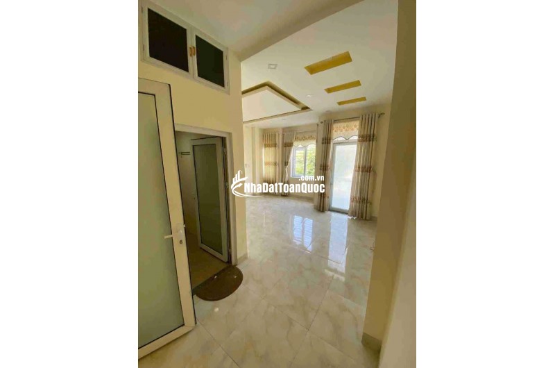Nhà 3 tầng MT đường Lương Thế Vinh, ô tô đổ cửa , Sơn Trà , Đà Nẵng .