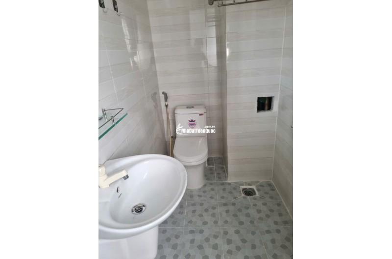 BÁN KHÁCH SẠN KDC VIỆT SINH, AN PHÚ, THUẬN AN, 125M2 SHR 10.5 TỶ. Lh:0933254207.