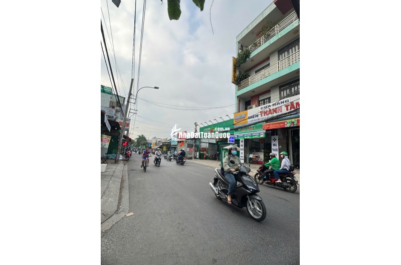 Chính Chủ bán đất Tp Thủ Đức DTSD 100m2 Công nhận 85m2 SHR chỉ 4,8 tỷ TL. Lh:0939577866.