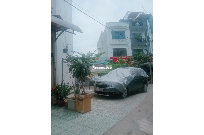 BÁN ĐẤT MẶT TIỀN QUẬN 7, DT 40M2 (5X8), SHR CHỈ 4.5 TỶ. LH:0782462528.