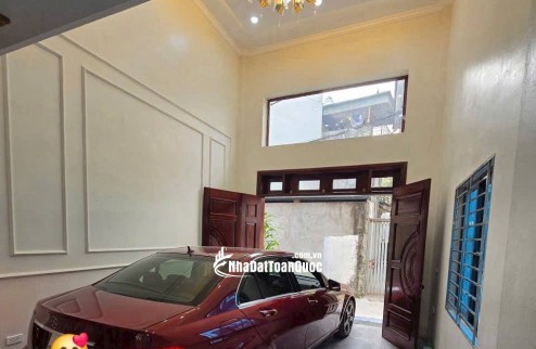 NHÀ NGỌC LÂM -  5 TẦNG LÔ GÓC -  THÔNG NGUYỄN VĂN CỪ - GIÁ HƠN 7 TỶ XÍU
