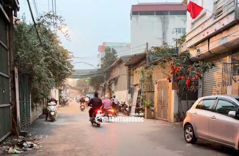 BÁN ĐẤT ĐẸP LA NỘI NỘI ĐẦU TƯ LÃI VỐN HAY DÒNG TIỀN CỰC TỐT. RẺ NHẤT CÙNG PHÂN KHÚC Ô TÔ TRÁNH. 60M2 GIÁ CHỈ HƠN 8 TỶ