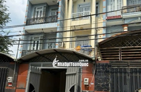 NHÀ HẺM 4 TẦNG KINH DOANH 10M NGAY CHỢ ĐÔNG QUANG - SÂN XE HƠI - GIÁ TỐT!