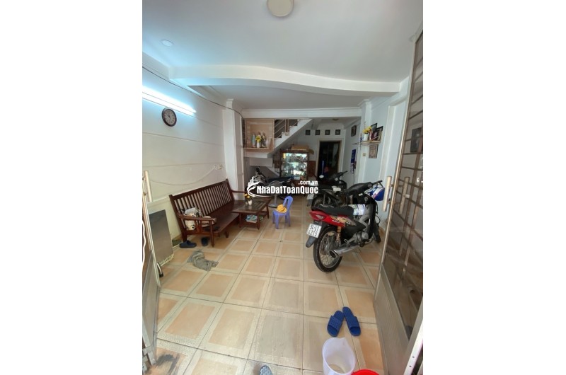 NHÀ ĐẸP NGUYỄN THỊ TẦN NGAY CHỢ RẠCH ÔNG TRUNG TÂM Q8 - HẺM  XE HƠI VÀO NHÀ – SỔ VUÔNG VỨC HOÀN CÔNG ĐỦ - 50M2 – CHỈ TỪ 8 TỶ