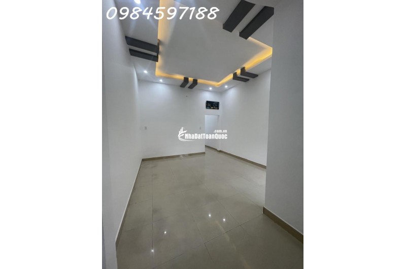 Bán nhà HXH Bà Điểm 5, Bà Điểm, Hóc Môn, 57m2, nhỉnh 2 tỷ.