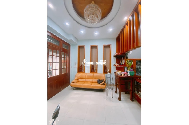 BÁN NHÀ QUẬN 8, GẦN TẠ QUANG BỬU, 3 TẦNG, ĐƯỜNG 12M, 50M2, CHỈ 6,9 TỶ