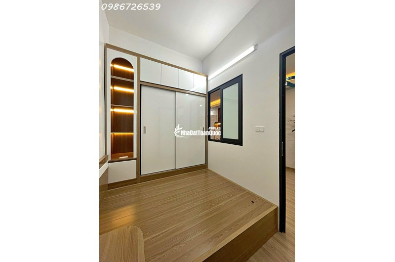 Cần bán 2 ngủ 1 vs tòa hh3 linh đàm giá chỉ 2.1 tỷ - LH 0986726539